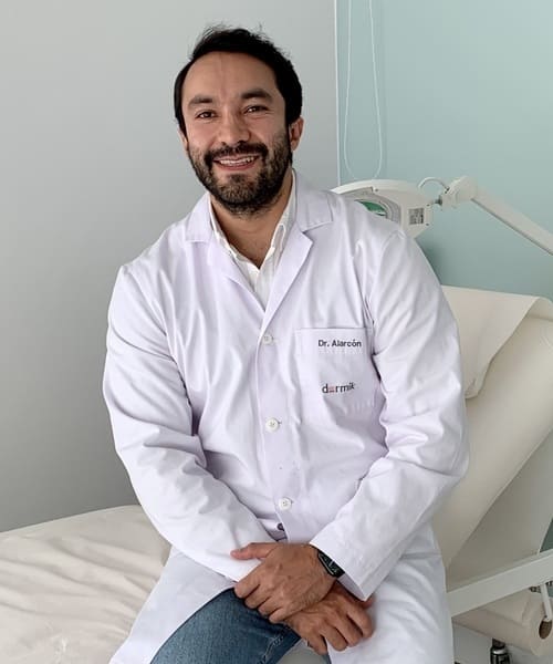 Dr. Camilo Alarcon